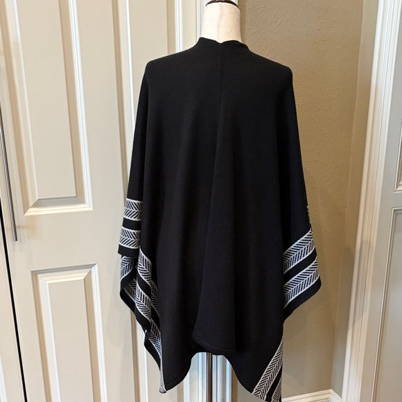WHBM Black Shawl Cape with Chevron Stripe Detail One Size - Picture 3 of 5